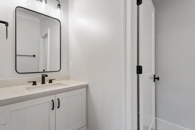 $1,400,000 | 125 Lord Ashley Road, Raleigh, NC 27610