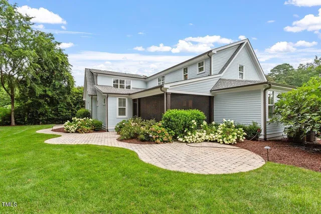 $1,400,000 | 125 Lord Ashley Road, Raleigh, NC 27610