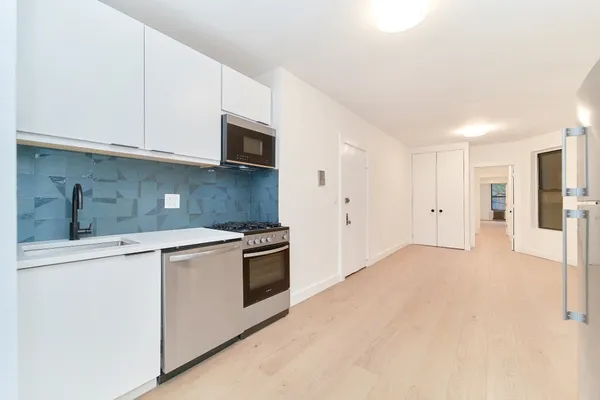 $4,495 | 318 East 90th Street, Unit 2E | Upper East Side