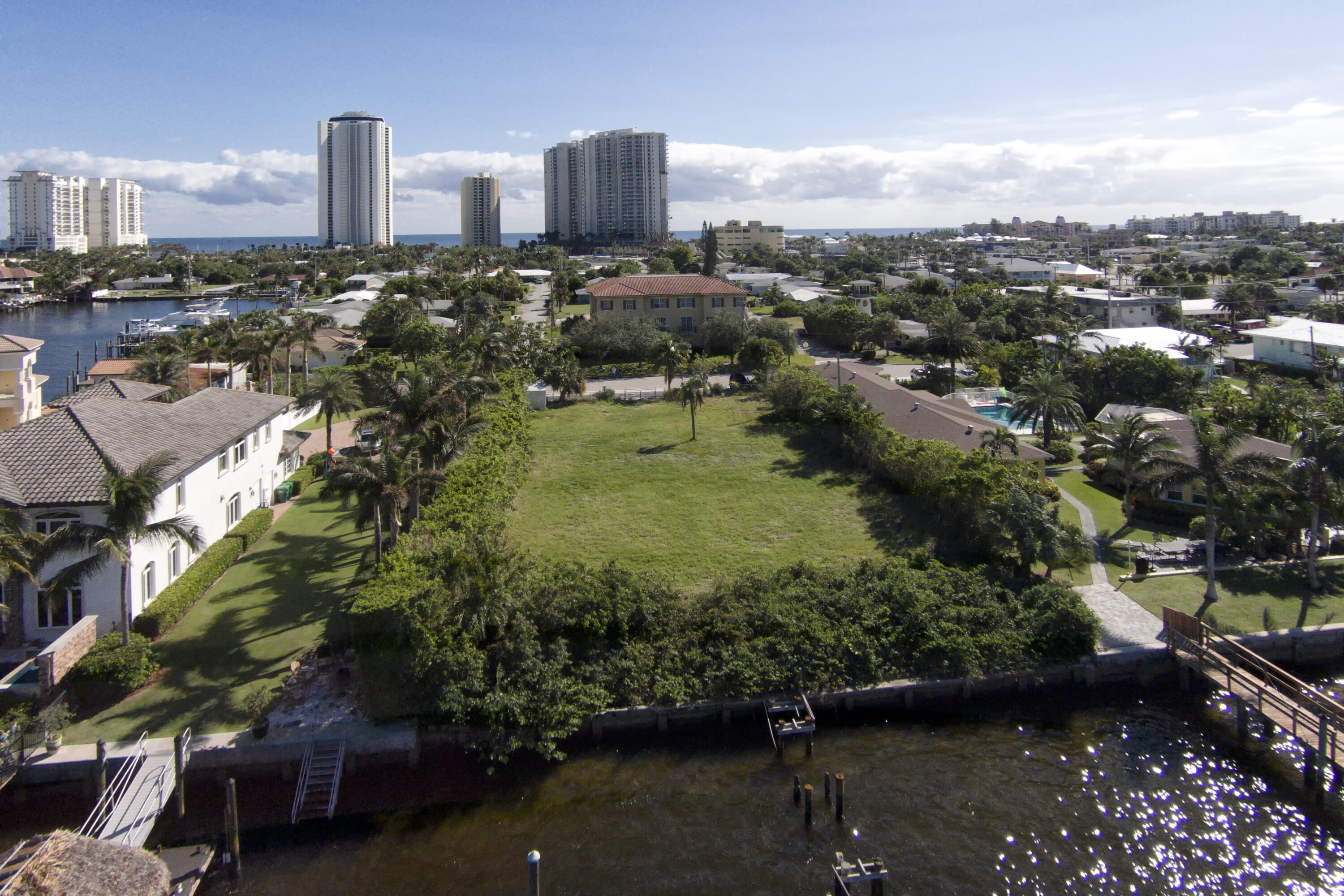 2715 Lake Drive Riviera Beach, FL 33404 - Photo 10 of 15 2715 Lake Dr 1east view zoom