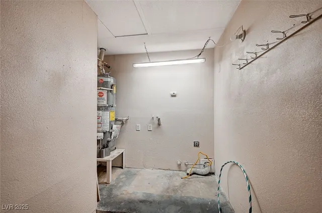 $2,300 | 2345 Stockton Avenue, Las Vegas, NV 89104