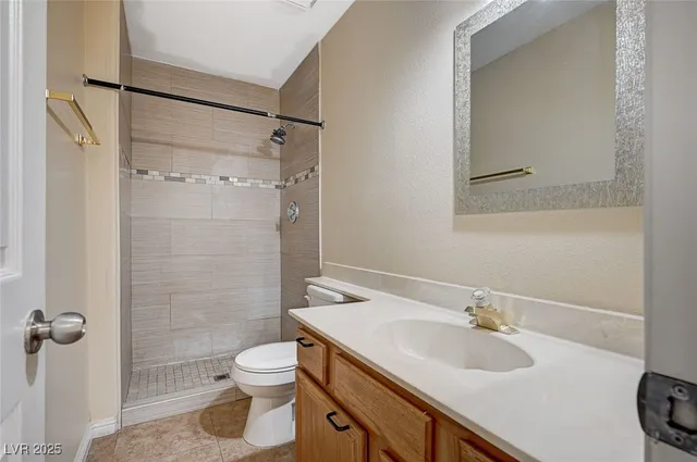 $2,300 | 2345 Stockton Avenue, Las Vegas, NV 89104