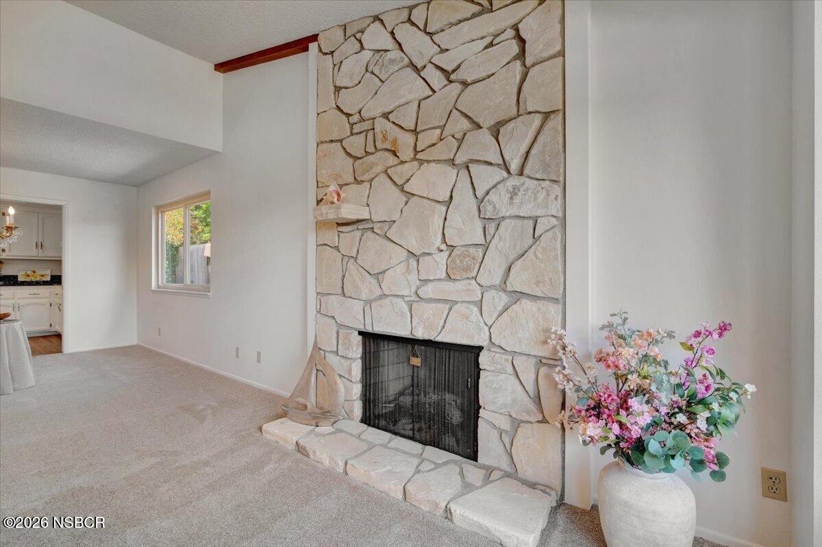 35 Aldebaran Avenue Lompoc, CA 93436 - Photo 10 of 50 32-KKP_7842