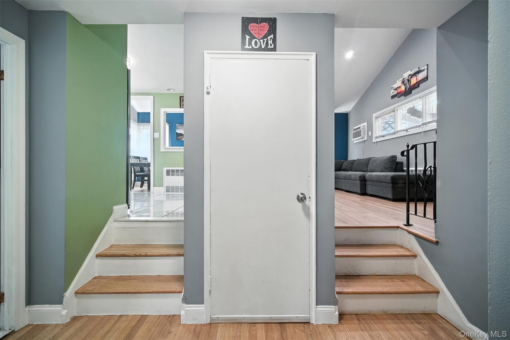 112 Casper Street Valley Stream, NY 11580 - Photo 7 of 26 a view of entryway