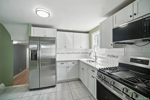 $849,999 | 112 Casper Street, Valley Stream, NY 11580