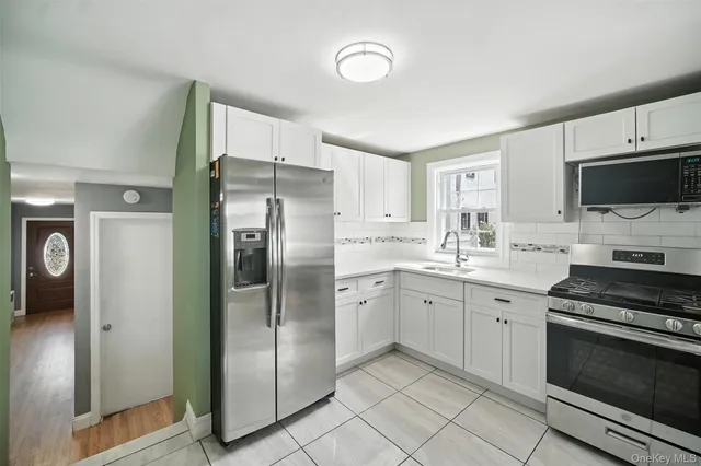 $849,999 | 112 Casper Street, Valley Stream, NY 11580