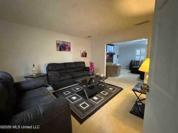 $305,000 | 7090 Greenbrook Parkway, Southaven, MS 38671