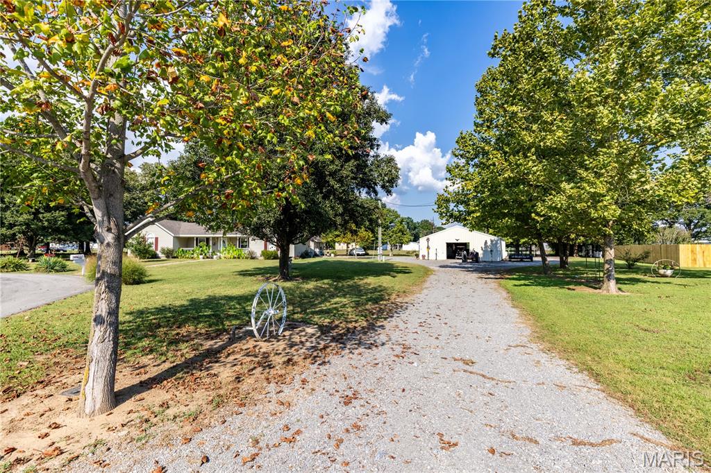 226 Sandy Lane East Prairie, MO 63845 - Photo 3 of 60