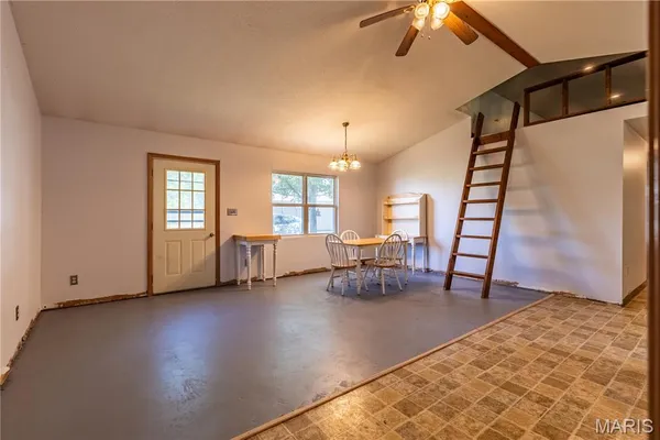 $268,000 | 226 Sandy Lane, East Prairie, MO 63845