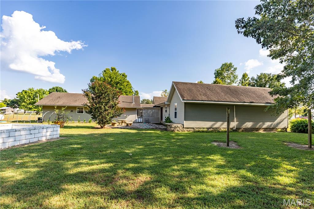 226 Sandy Lane East Prairie, MO 63845 - Photo 43 of 60