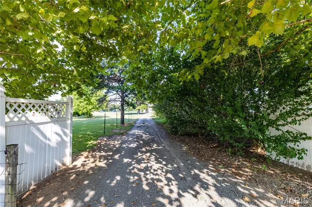 $280,000 | 226 Sandy Lane, East Prairie, MO 63845