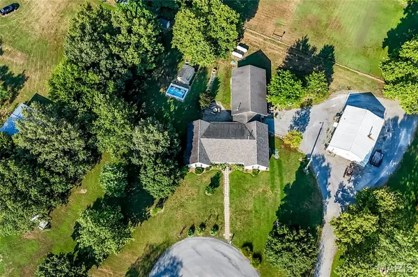 $268,000 | 226 Sandy Lane, East Prairie, MO 63845