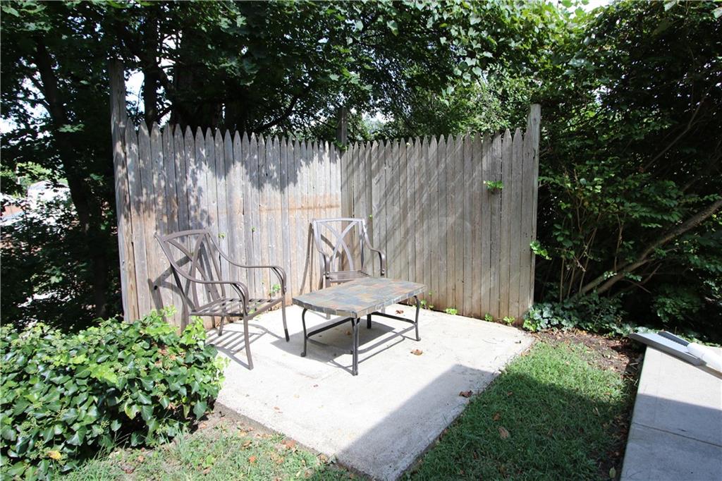 520 Oregon Street Monongahela, PA 15063 - Photo 23 of 31 a view of two chairs and a table with wooden fence