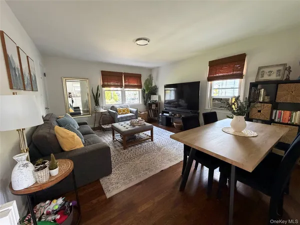 $3,500 | 135 Woolsey Avenue, Glen Cove, NY 11542