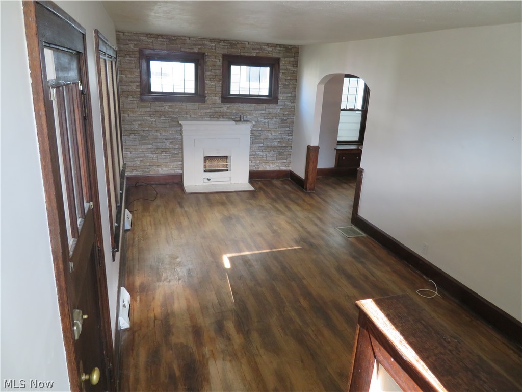 558 Spring Street Wooster, OH 44691 - Photo 3 of 13 Gallery Image 3