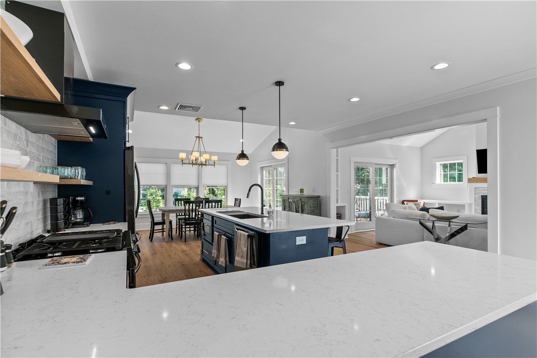 561 Bristol Ferry Road, Unit B Portsmouth, RI 02871 - Photo 5 of 28