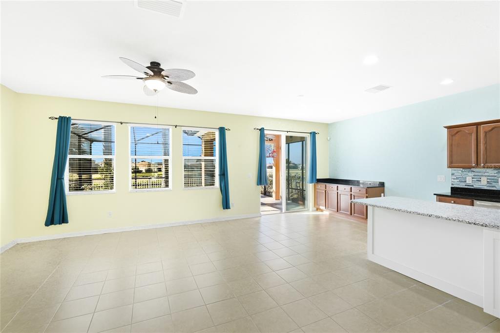 7817 112th Avenue East Parrish, FL 34219 - Photo 9 of 56