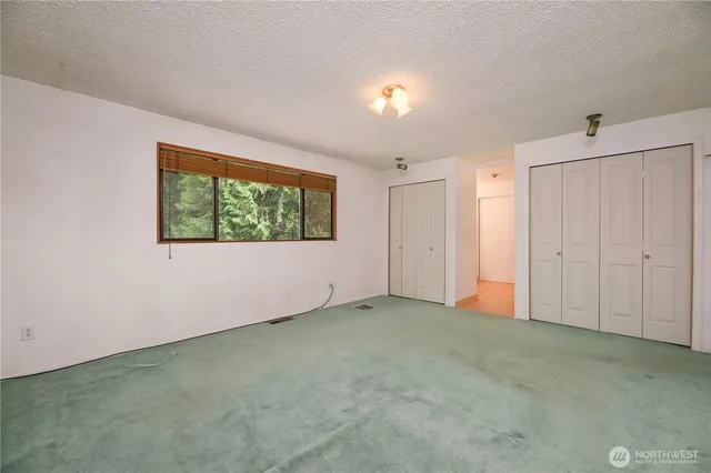 $950,000 | 4726 Picnic Point Road, Edmonds, WA 98026