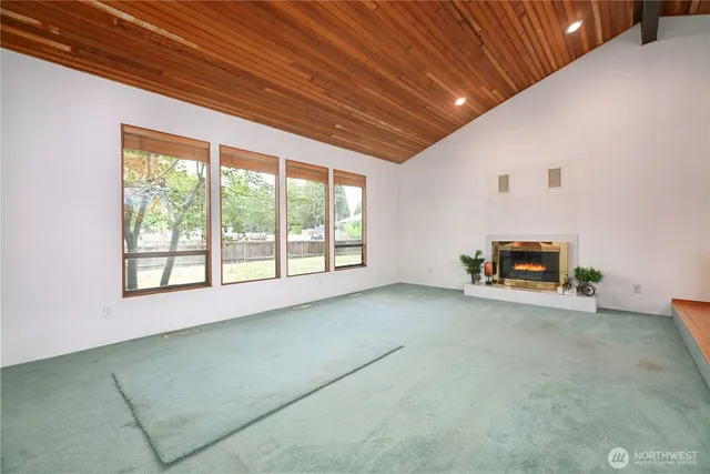 $950,000 | 4726 Picnic Point Road, Edmonds, WA 98026