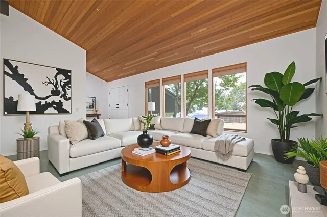 $950,000 | 4726 Picnic Point Road, Edmonds, WA 98026