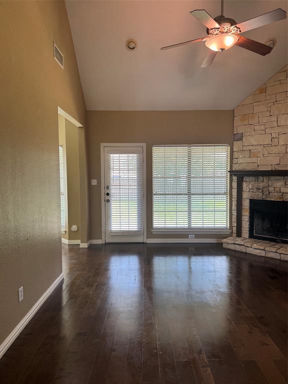 1403 Hickory Drive Pilot Point, TX 76258 - Photo 5 of 16