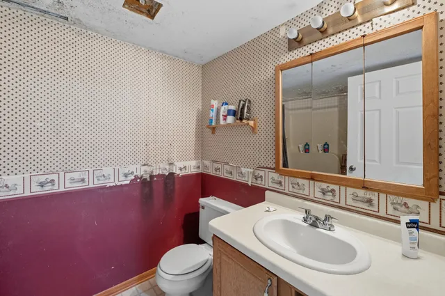 $474,900 | 3740 County Rd O, Saukville, WI 53080