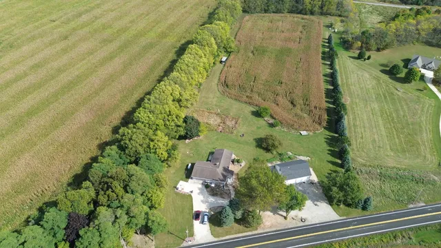 $474,900 | 3740 County Rd O, Saukville, WI 53080