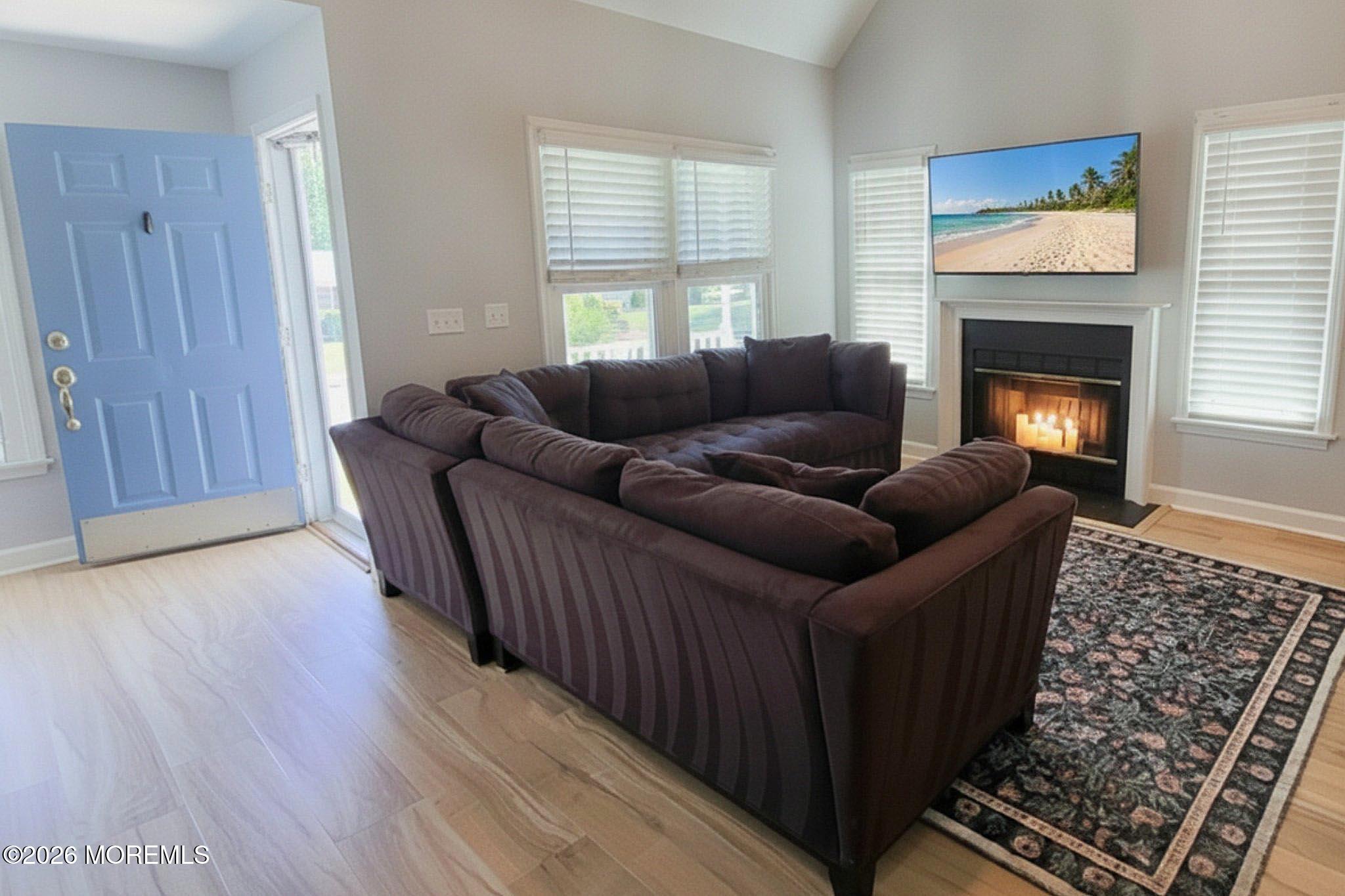 137 Bowline Road Manahawkin, NJ 08050 - Photo 6 of 36 07 (1)