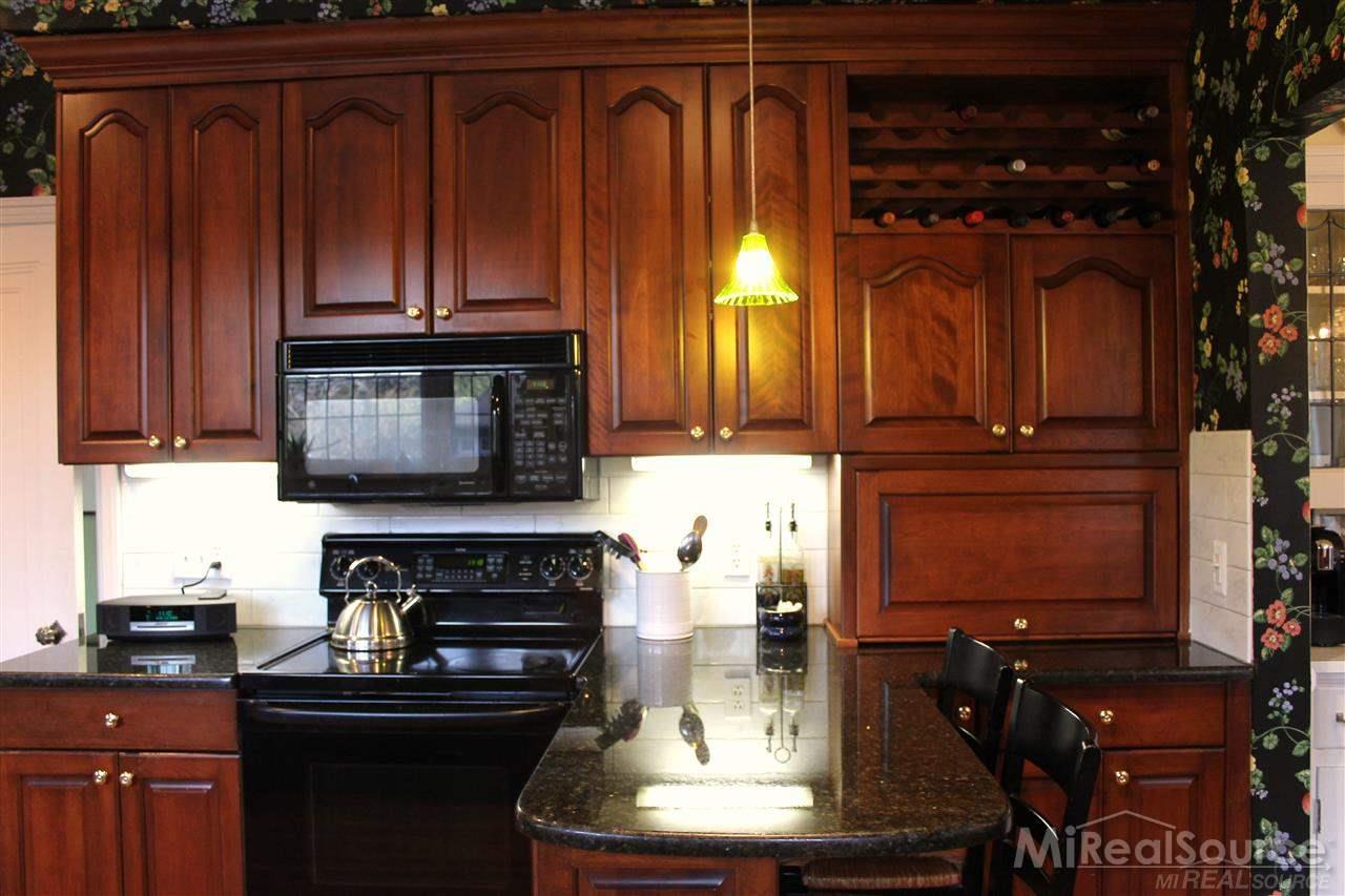 1021 Yorkshire Road Grosse Pointe Park, MI 48230 - Photo 24 of 54