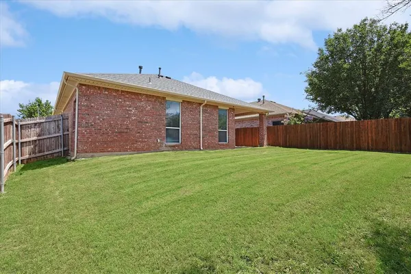 $2,500 | 4800 Valley Springs Trail, Fort Worth, TX 76244