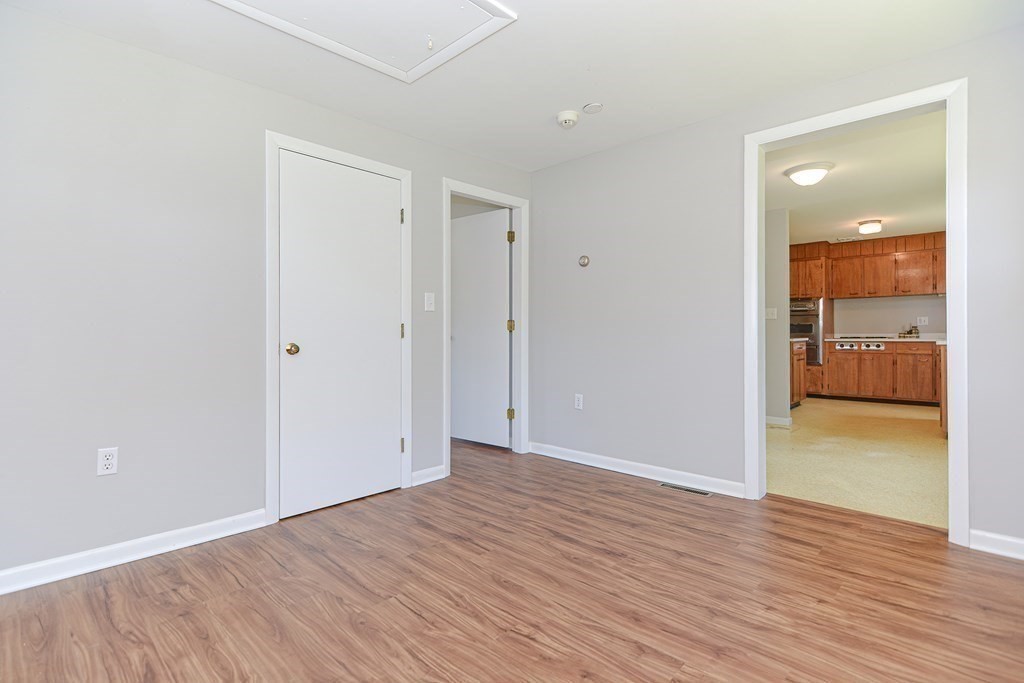 136 Marked Tree Road Holliston, MA 01746 - Photo 11 of 38 Gallery Image 11