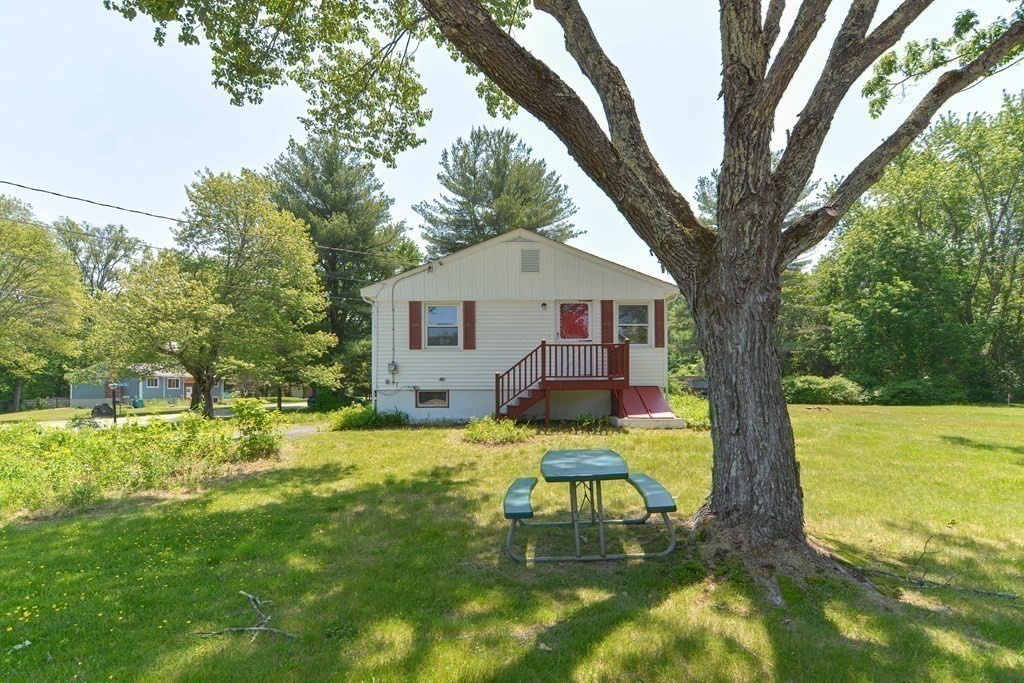136 Marked Tree Road Holliston, MA 01746 - Photo 28 of 38 Gallery Image 28