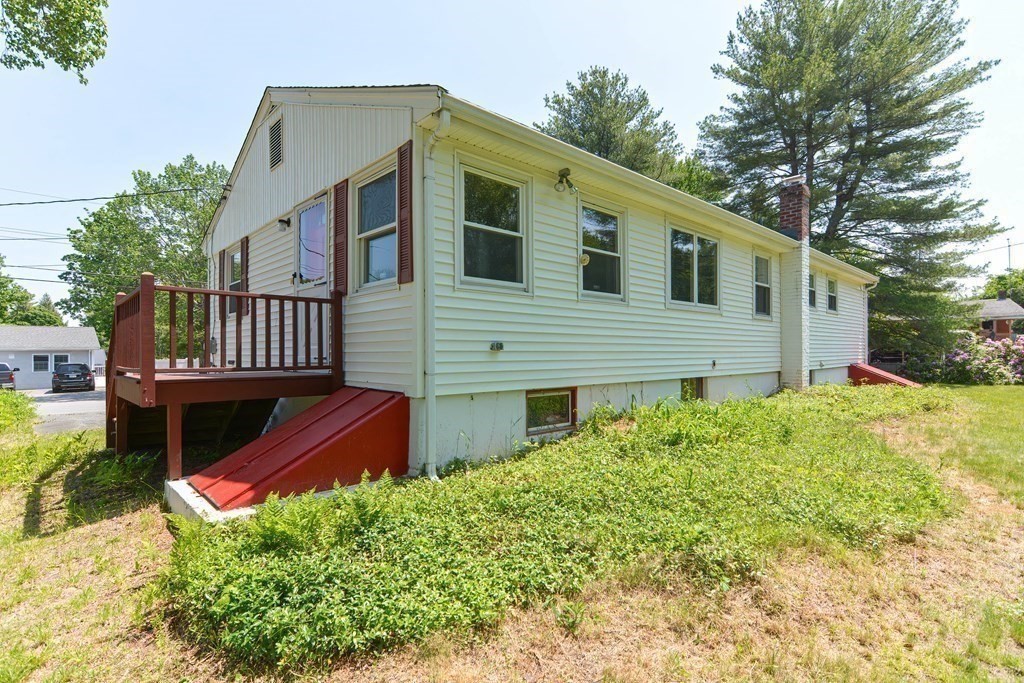 136 Marked Tree Road Holliston, MA 01746 - Photo 29 of 38 Gallery Image 29