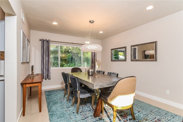 20153 Adele Drive Woodland Hills, CA 91364 - Photo 22 of 70 Dining Room