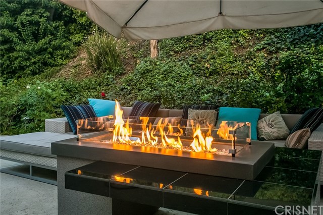 20153 Adele Drive Woodland Hills, CA 91364 - Photo 53 of 70