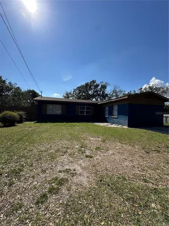 $2,100 | 3110 Avenue U Northwest, Winter Haven, FL 33881