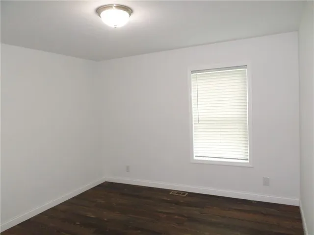 $327,500 | 1310 North 6th Street, Atchison, KS 66002