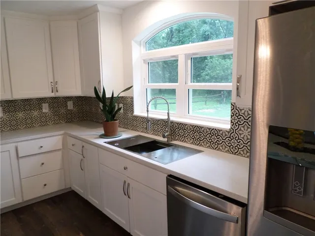 $327,500 | 1310 North 6th Street, Atchison, KS 66002