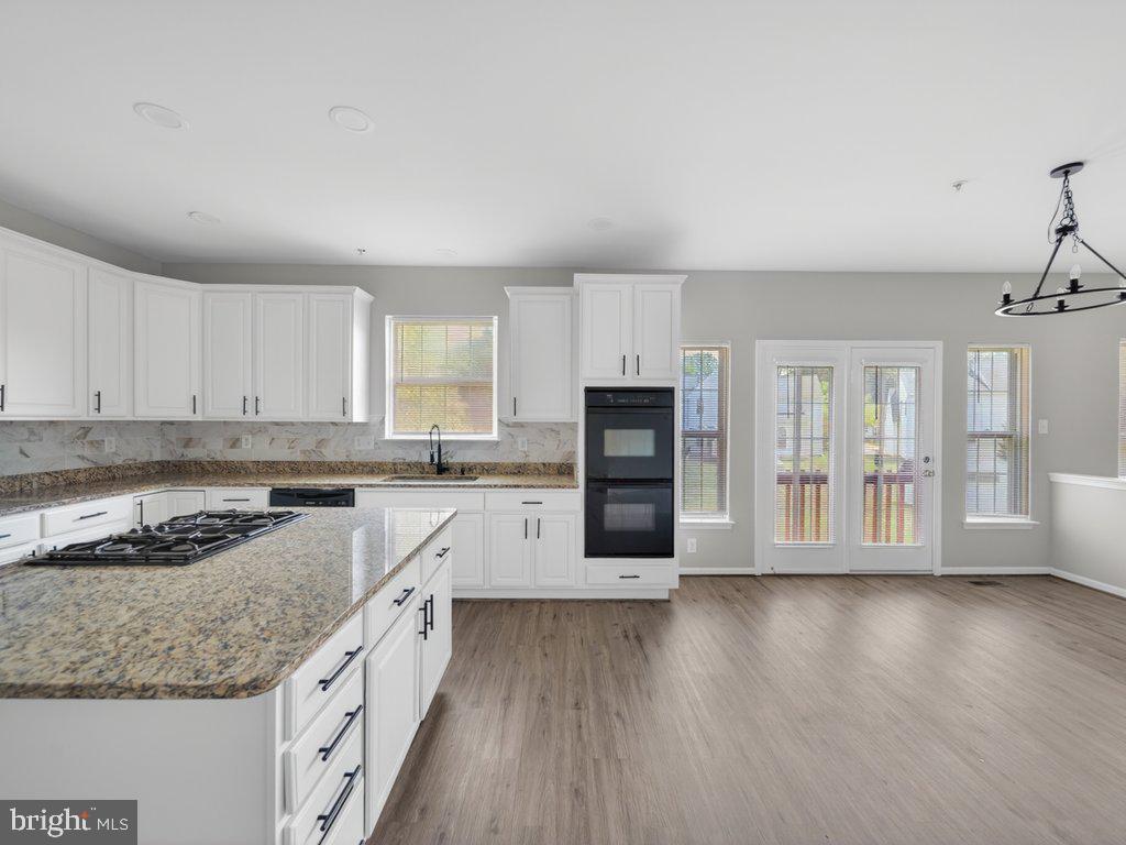 2000 Del Sol Court Bowie, MD 20721 - Photo 20 of 66 kitchen/island