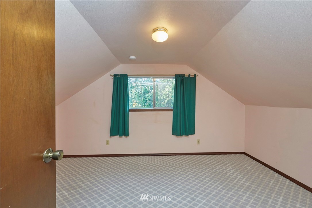 722 Southwest Birch Road Port Orchard, WA 98367 - Photo 23 of 34 Gallery Image 23