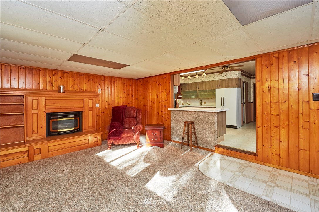 722 Southwest Birch Road Port Orchard, WA 98367 - Photo 10 of 34 Gallery Image 10