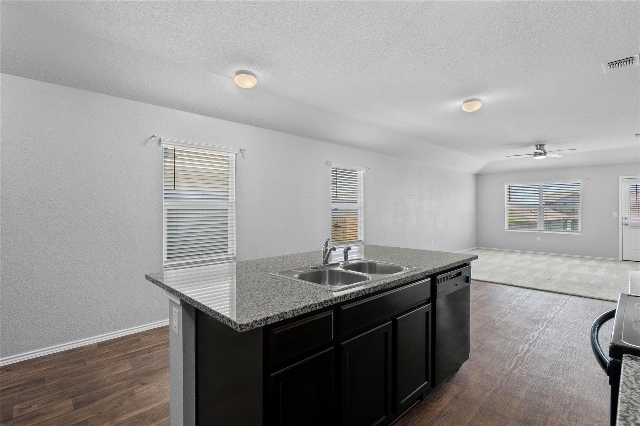 14915 Gypsum Mill Road Manor, TX 78653 - Photo 7 of 27