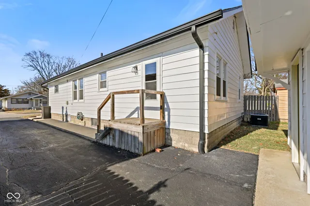 $275,000 | 1521 North Euclid Avenue, Indianapolis, IN 46201