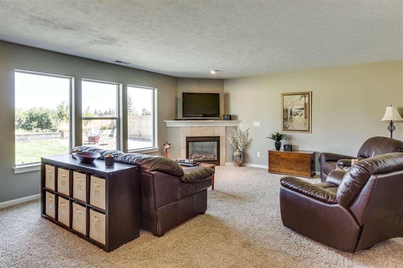 803 East Colbert Road Colbert, WA 99005 - Photo 7 of 19