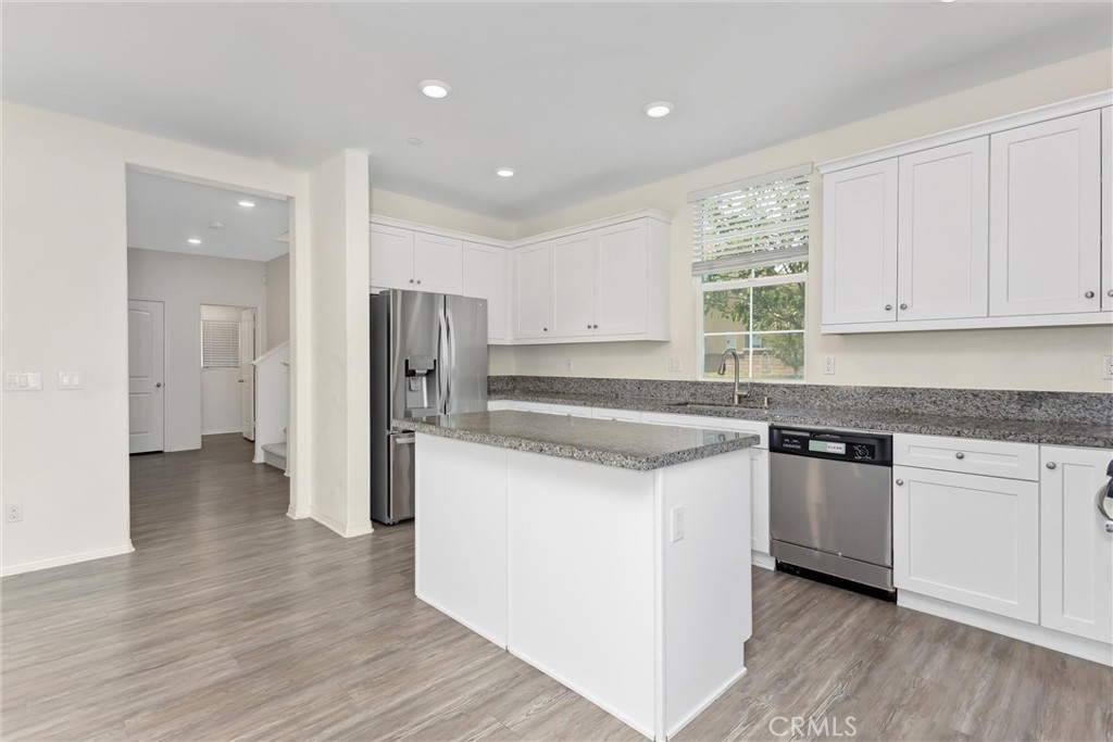 7947 Cold Creek Street Riverside, CA 92507 - Photo 9 of 34