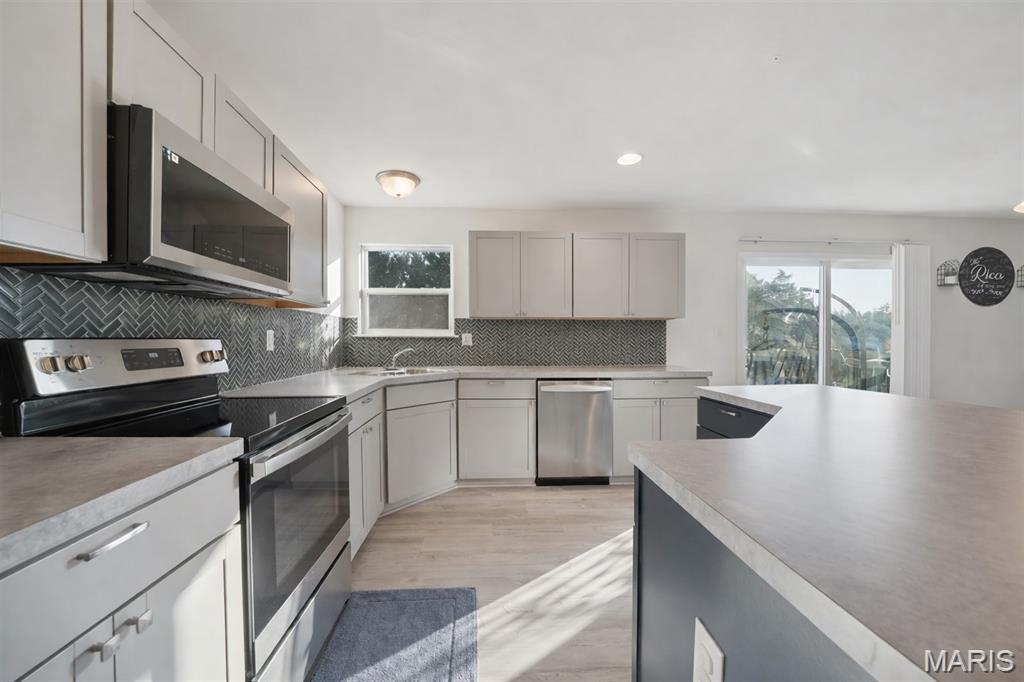 424 Rock Ridge Road Wentzville, MO 63385 - Photo 13 of 32