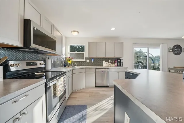 $440,000 | 424 Rock Ridge Road, Wentzville, MO 63385