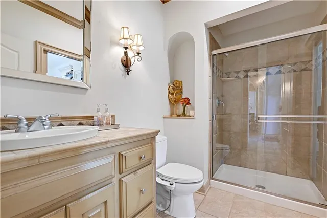 $1,285,000 | 14001 Nicklaus Drive, Overland Park, KS 66223