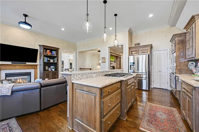 $1,285,000 | 14001 Nicklaus Drive, Overland Park, KS 66223