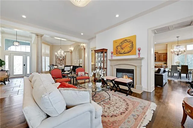 $1,285,000 | 14001 Nicklaus Drive, Overland Park, KS 66223